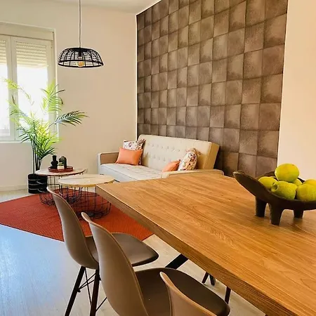 Grande Y Moderno En El Multicultural Barrio Soho Apartment Malaga